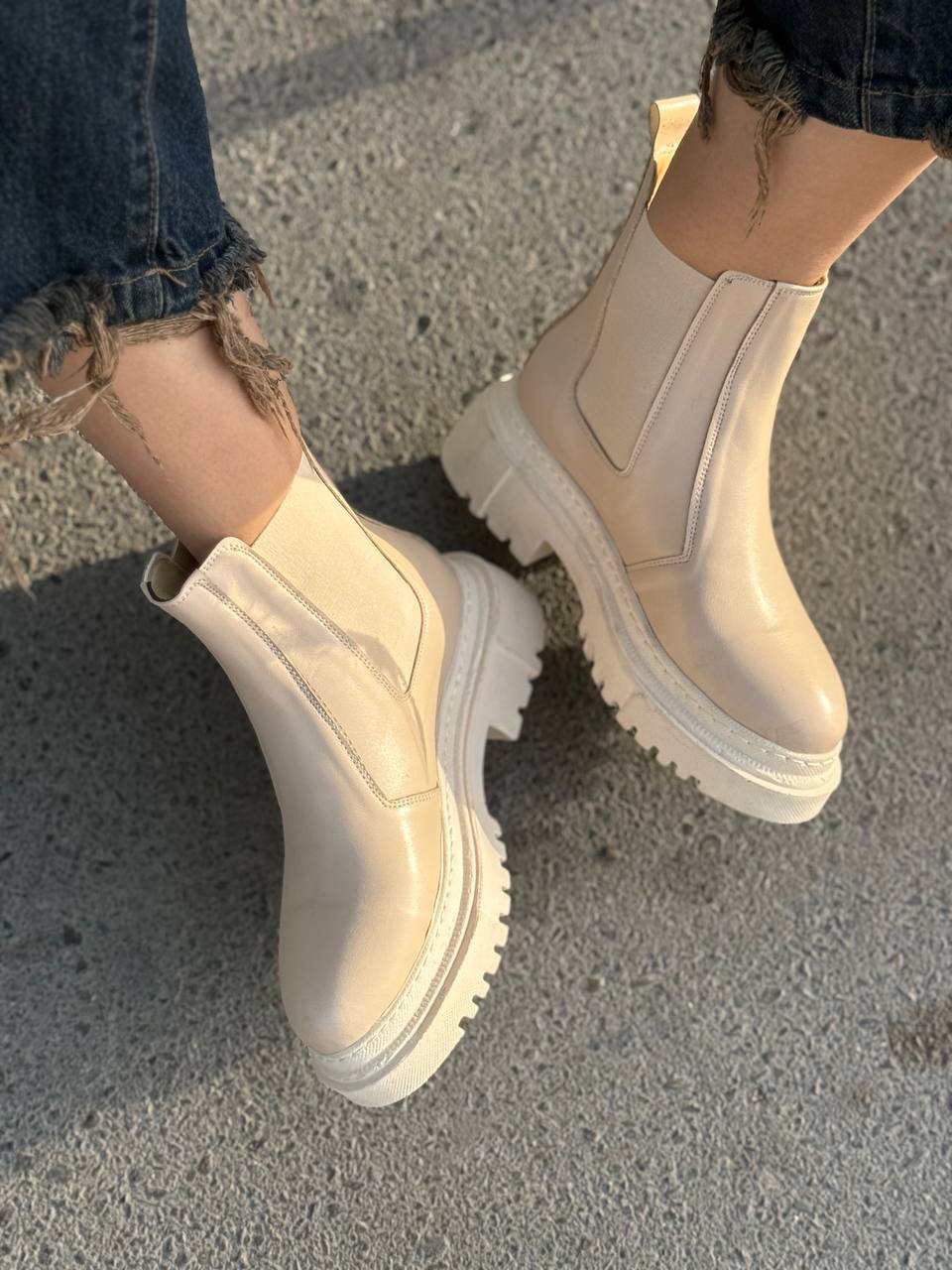 photo_2025-05-25_18-27-17 بوت pink بغل کش چرم 31134 - تصویر 1