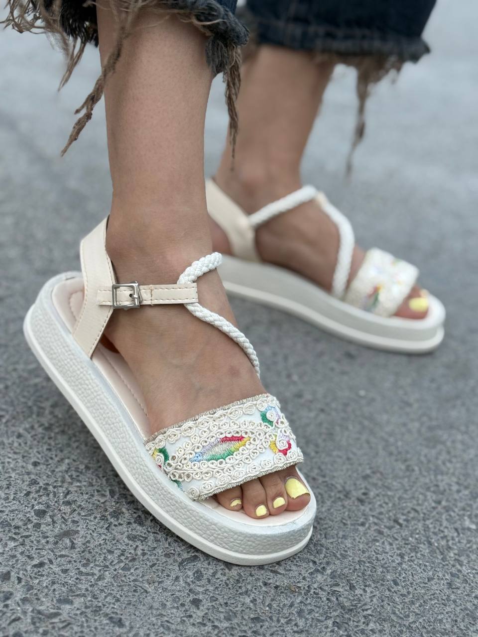 photo_2025-05-27_19-04-01 صندل سنتی 32573 - تصویر 1