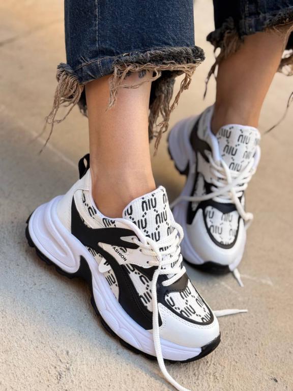 photo_2025-08-22_16-06-07 کتونی فشن طرحدار 32826 - تصویر 1