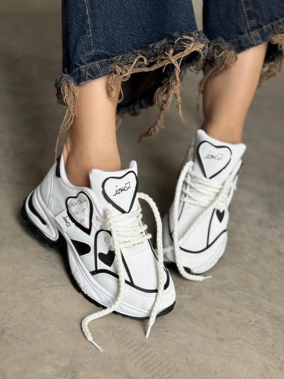 photo_2025-09-21_16-46-21 کتونی قلبی نگین 33010 - تصویر 1