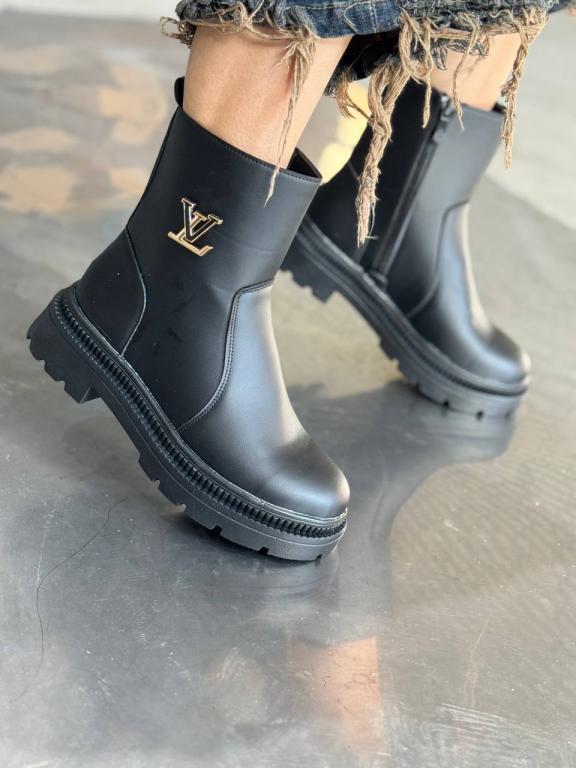 photo_2025-10-06_15-48-19 بوت لویی ویتون 33079 - تصویر 1