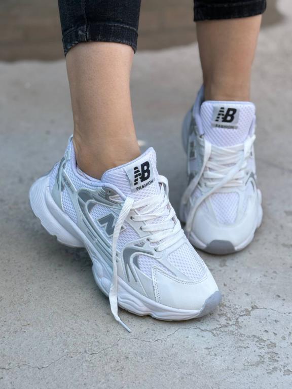 photo_2025-11-09_14-24-28 کتونی نیوبالانس 630 کد 33228 - تصویر 1