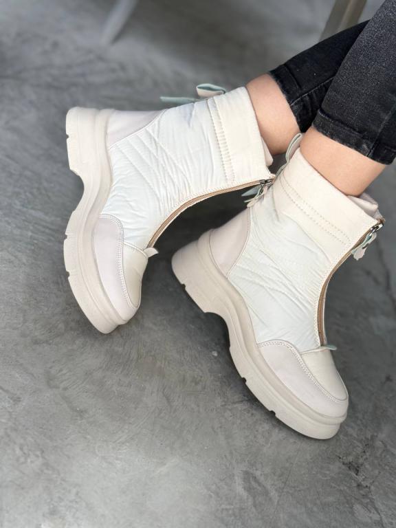 photo_2025-11-24_14-11-57 بوت کاپشنی رو زیپ 33287 - تصویر 1