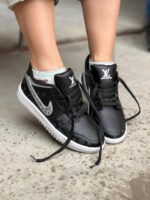 ونس نایک طرح لویی ویتون 33341 - تصویر 15